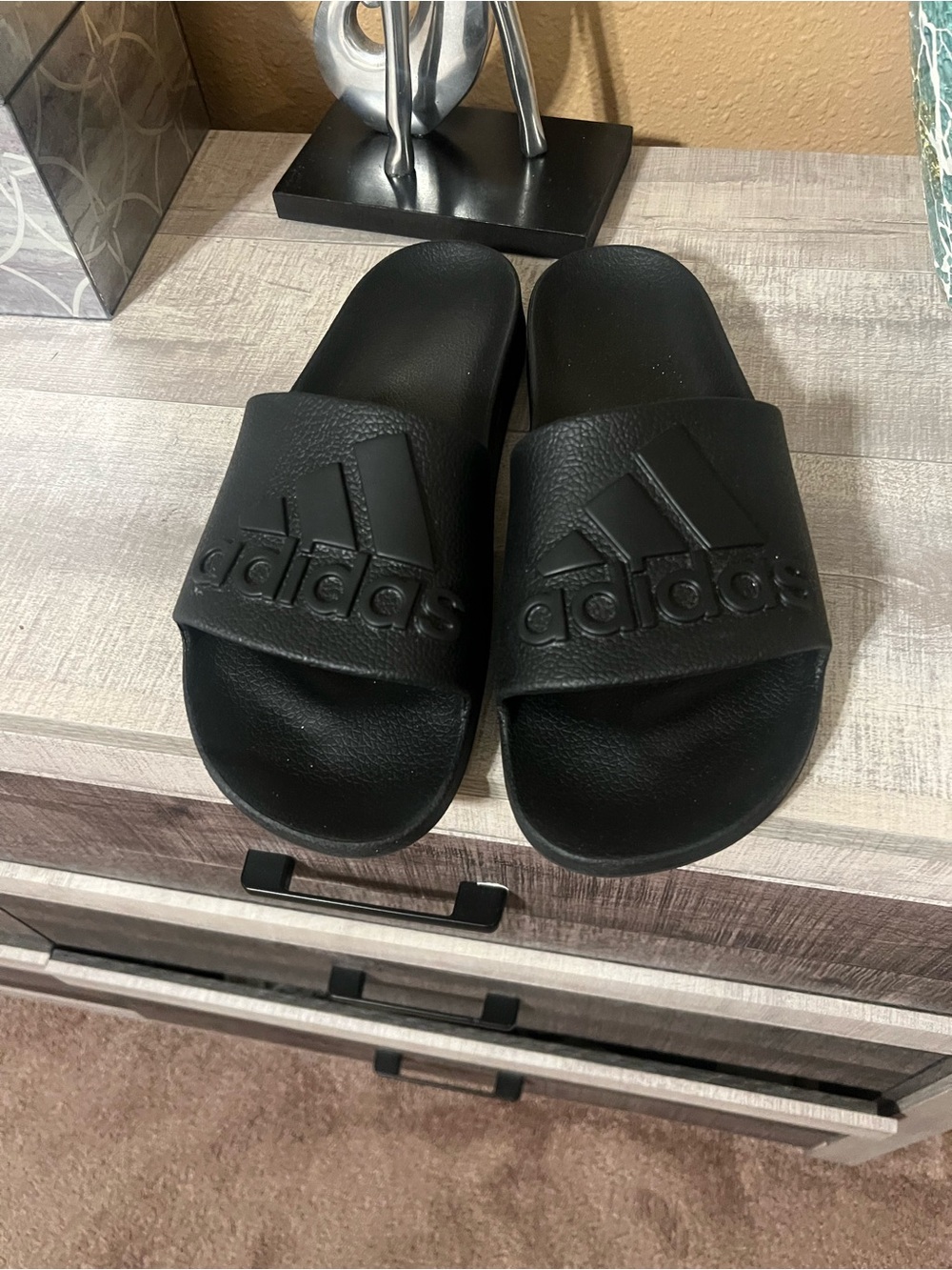 Adidas slides sz12
